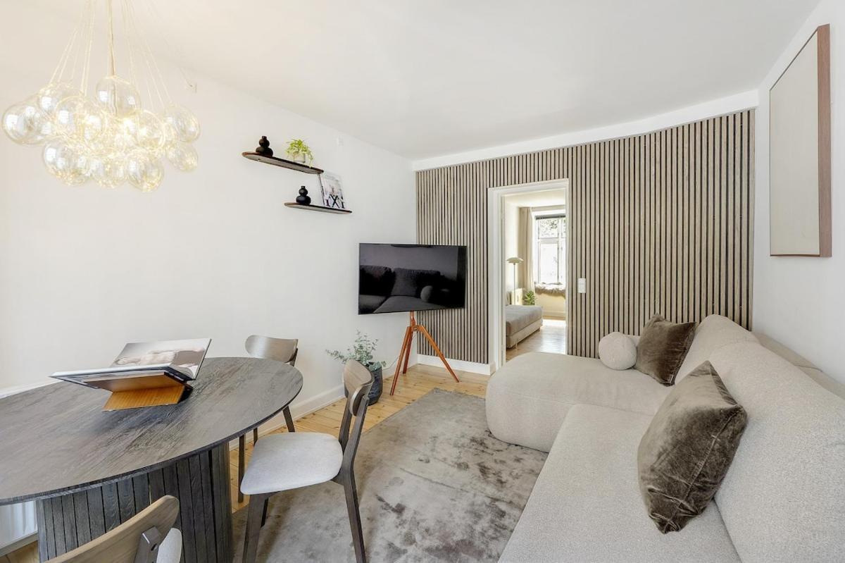 Stylish In The Heart Of Cph Leilighet København